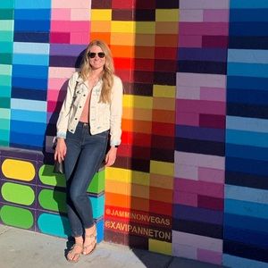 Meet your Posher, Alison